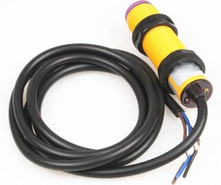 E3F-DS30P1 PNP Photoelectric Sensor Switch Detection Range 5-30cm - 4